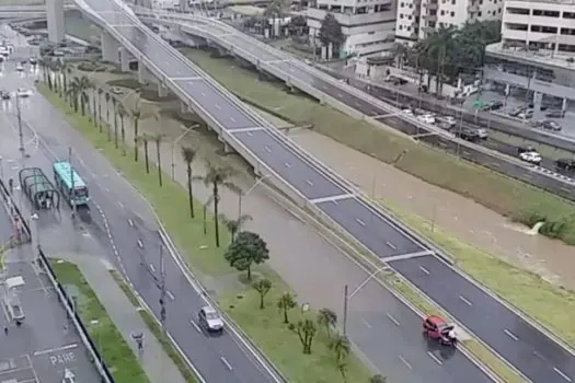 Em apenas 12 dias, chove 103% do esperado para o mês na região de São José dos Campos