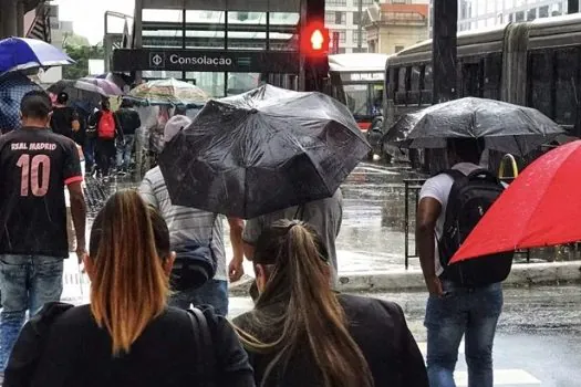 Fim de semana em SP deve ter chuva; semana que vem terá forte queda a temperatura