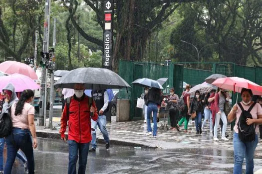 Defesa Civil de SP alerta para chuvas intensas a partir de hoje (27)