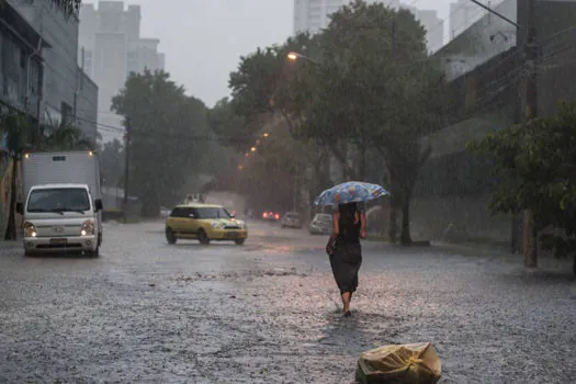 Previsão do Tempo: Tempo segue instável com chuvas isoladas