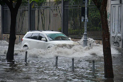 Rio de Janeiro lança Plano de Contingência de R$ 8 bilhões para enfrentar chuvas