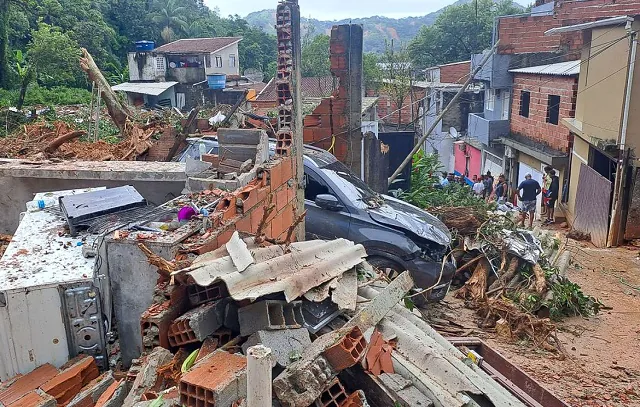 Caixa abre mais cedo para moradores do litoral norte de SP