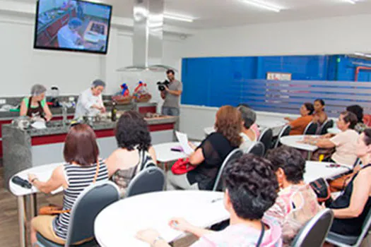 Cursos gratuitos na Coop abordam artesanato e culinária