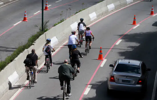 Ciclofaixa de lazer tem novo percurso neste domingo