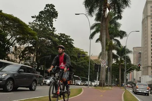 Prefeitura de SP assina contratos para ampliar a malha cicloviária