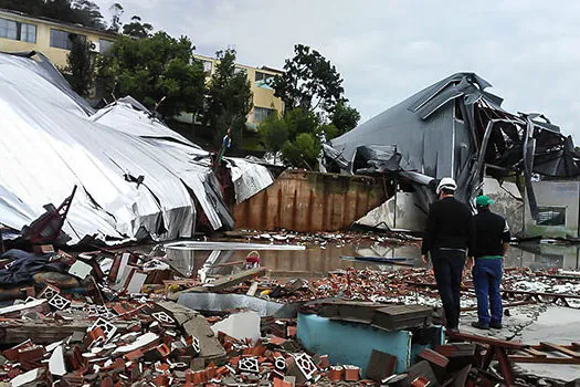 O novo ciclone deve ser menos intenso e não é classificado como ciclone bomba