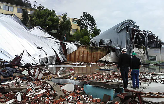 O novo ciclone deve ser menos intenso e não é classificado como ciclone bomba