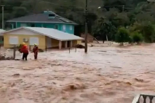 Ciclone provoca quatro mortes no Rio Grande do Sul