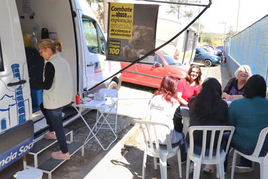 “Cidadania Móvel” atende moradores do bairro Santa Clara