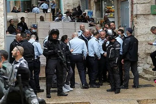 Homem armado mata um e deixa quatro feridos na Cidade Velha de Jerusalém