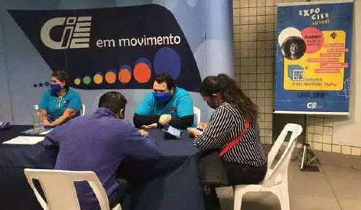 CIEE faz cadastramento para vagas de estágio e aprendizagem na estação Paraiso do Metrô