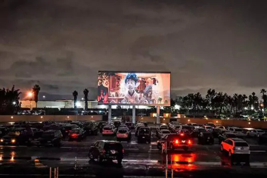 Cinema Itinerante passa por cinco cidades do Estado de SP durante todo mês de maio