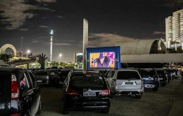 Cine Autorama faz sua última sessão este ano em SP no Memorial da América Latina