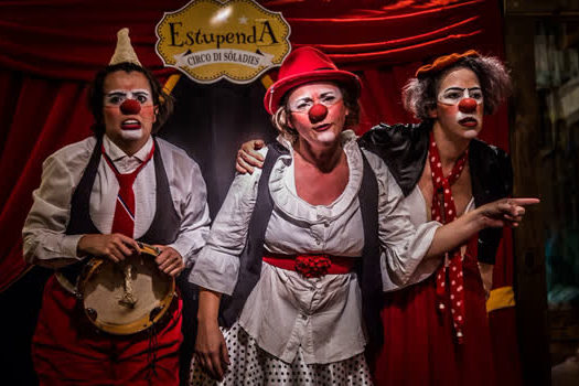 Circo di SóLadies faz temporada no Itaú Cultural com interpretação em Libras