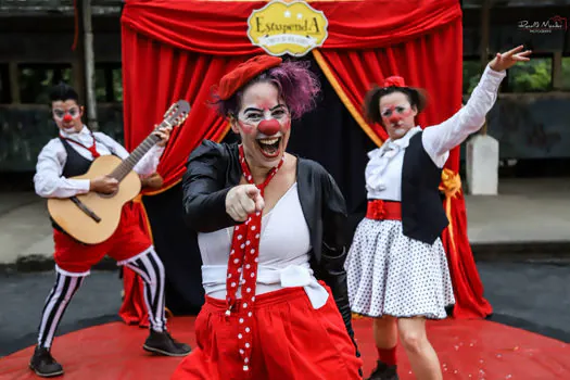 Circo di SóLadies promove aula experimental de Palhaçaria Feminista