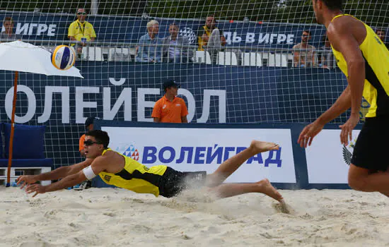 Circuito Mundial: Brasil avança com três times às quartas de final do masculino