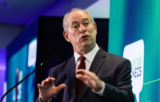 Ciro Gomes fala em gerar 5 milhões de empregos em dois anos