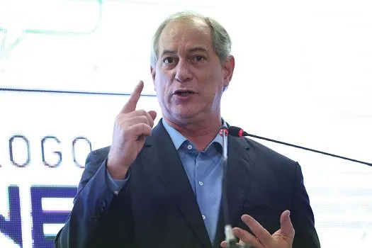 Ciro pede paz e fim da violência política após após morte de eleitor petista