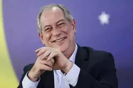 Ciro faz campanha contra investida para que saia da disputa presidencial