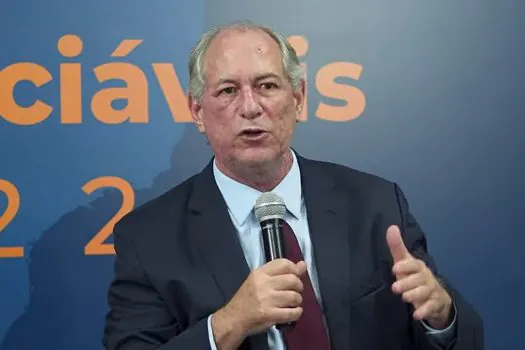 Ciro crítica ‘candidatos fujões’ e diz que conflito agenda não pode ser desculpa