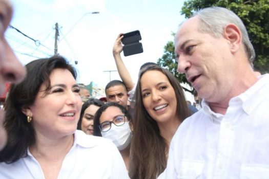 Ciro e Tebet se encontram em ato da independência do Brasil na Bahia