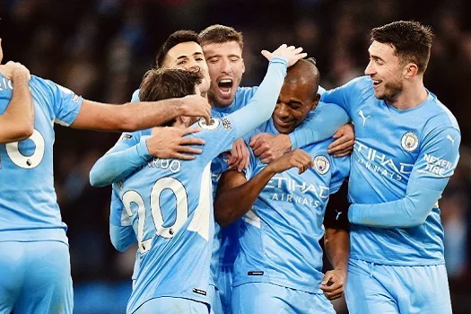 Manchester City avança às quartas de final da Copa da Inglaterra