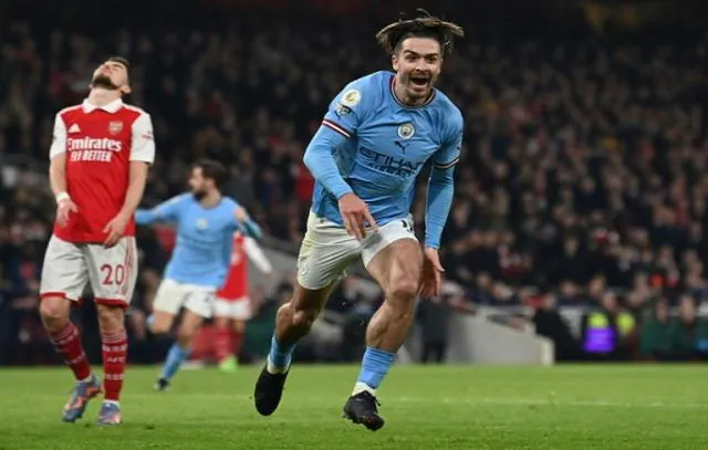 City vence Newcastle e segue na caça ao líder Arsenal no Campeonato Inglês