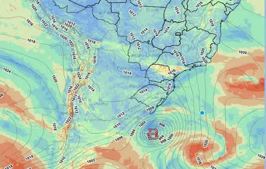 Novo ciclone provoca temporais e deixa Sul do Brasil em alerta