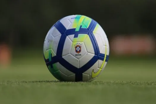 Clubes afastam jogadores suspeitos de participação em fraudes