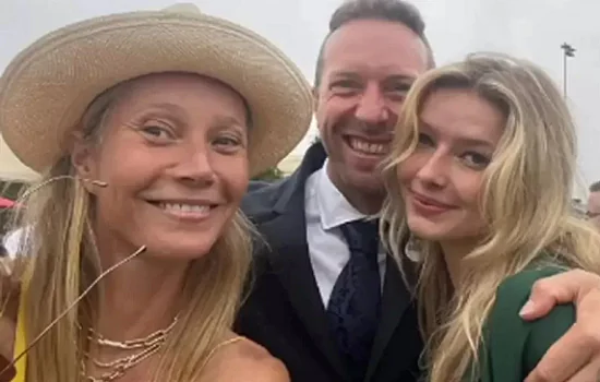 Gwyneth Paltrow e Chris Martin aparecem juntos na formatura da filha