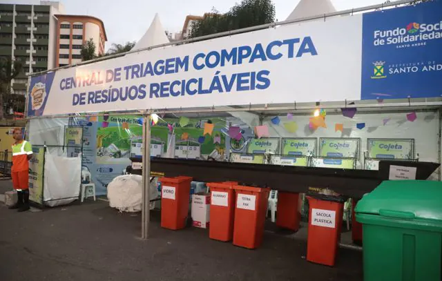 Santo André cria central de triagem compacta para ampliar reciclagem de resíduos em evento