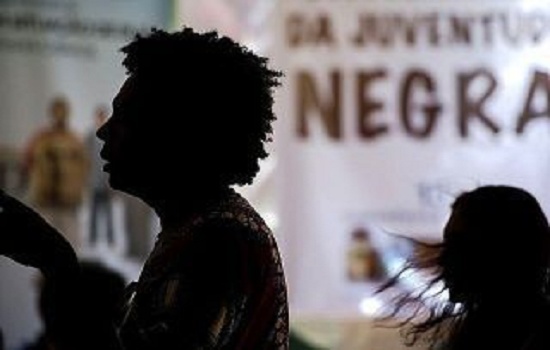 Parlamentares pretos e pretas organizam encontro para discutir ataques de perseguição política