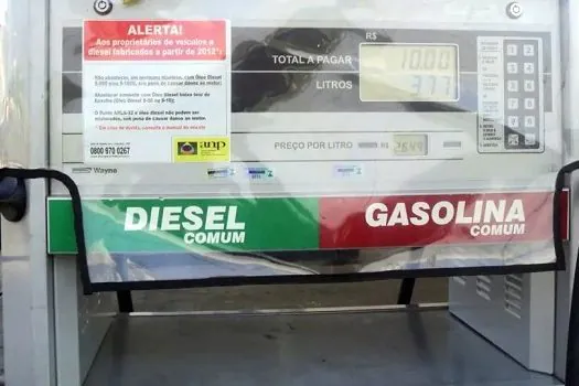 Diesel e gasolina completam 10 dias de defasagem puxada pela Petrobras