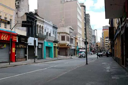 Cidade de São Paulo reabre comércio de rua nesta quarta