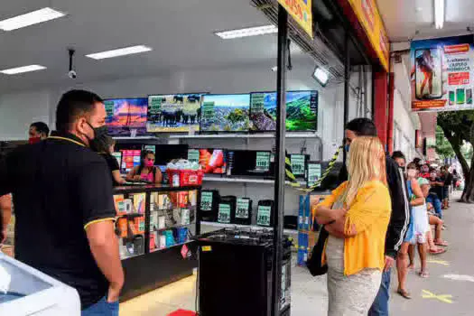 Frente fria e Dia dos Pais elevam vendas no varejo na 1ª quinzena de agosto