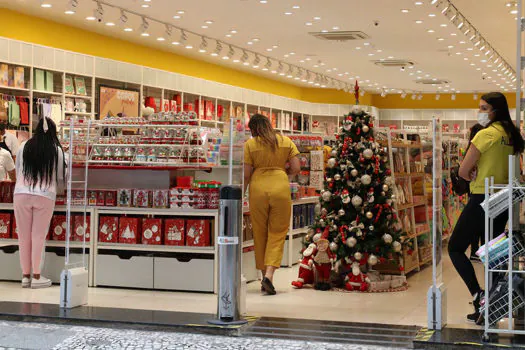 Alimentos e presentes pressionam inflação do Natal