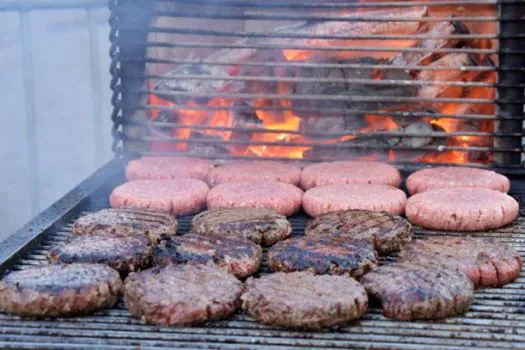 Cursos em Santo André ensinam a fazer hambúrguer gourmet e comida de boteco