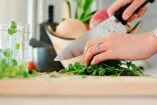 Pandemia fortaleceu o hábito de preparar comida em casa