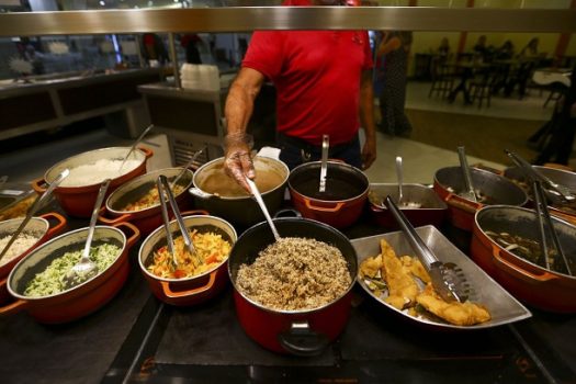 Self Service: restaurantes de SP têm preço médio de R$ 82,22 o quilo