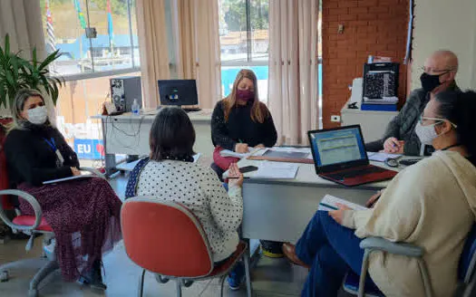 Comitê Gestor da Educação de Ribeirão Pires acompanha desempenho de unidades escolares