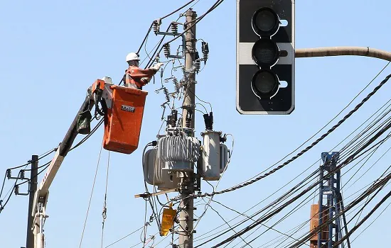 Companhia de energia elétrica do RS é arrematada por R$ 928 milhões