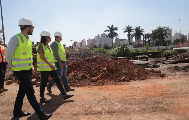 Santo André: equipe do BID visita obras do Complexo Viário Santa Teresinha