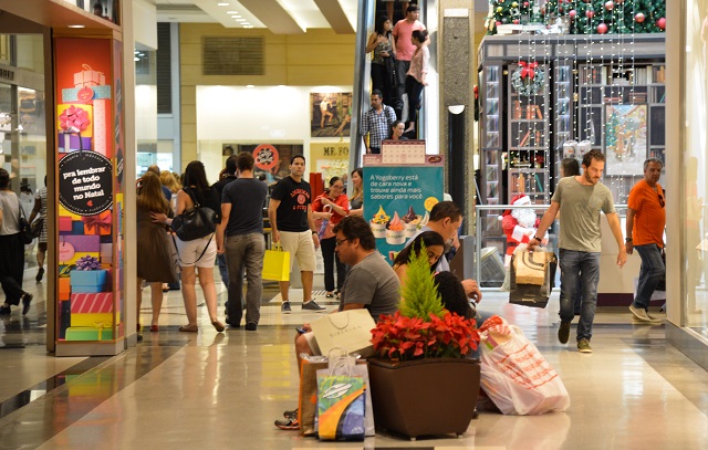 Abrasce projeta alta de 4% nas vendas de Natal nos shoppings