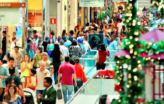 Sebrae-SP oferece 7 dicas para empresas venderem mais neste Natal