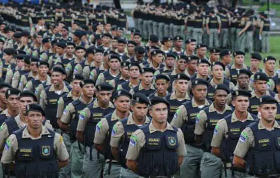 Governo de Pernambuco abre concurso para policiais militares e civis