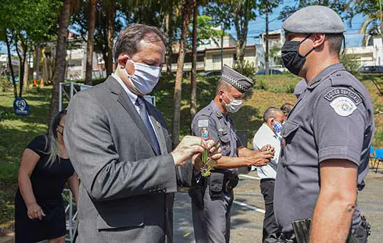 Diadema homenageia mais de 60 profissionais da Segurança Pública