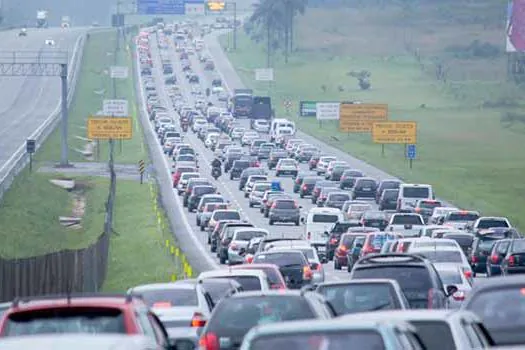 Detran.SP dá dicas de como enfrentar congestionamentos nas estradas