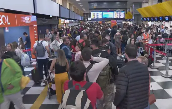 Congonhas registrava 55 voos atrasados e 53 cancelados até as 14h