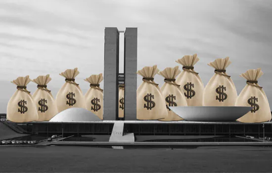 Congresso prevê mais R$ 18 bilhões para emendas