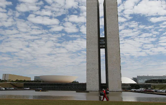 Mantido veto em lei que proíbe divulgação de infração no trânsito